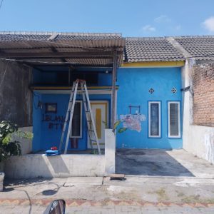 Dijual rumah murah di Istana Regency, Kedanyang, Gresik Rp 255 juta. LT 45 m², 2 KT, 1 KM, SHGB, aset bank, dekat Icon Mall, RSUD Ibnu Sina & Tol Kebomas. Cek detailnya!
